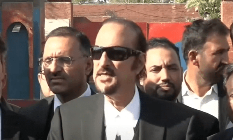 Former Prime Minister Imran Khan Requests Ex-Army General and US Envoy to be Summoned for Cipher Trial