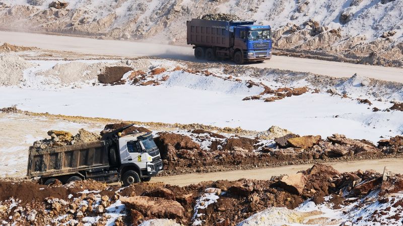 Delays Continue in Signing of US-Ukraine Minerals&nbsp;Deal