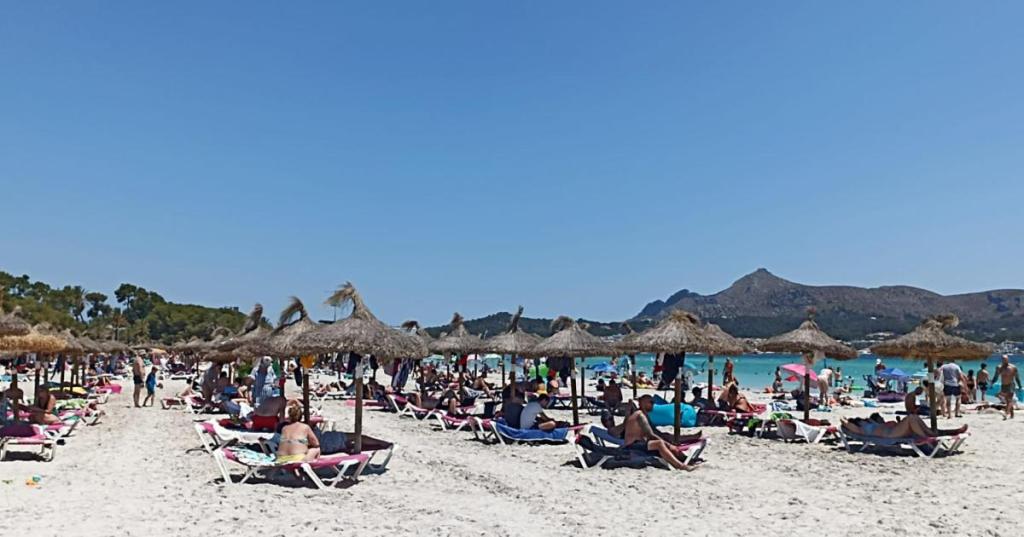 Majorca to Slash Sun Lounger Numbers Amid Anti-Tourism&nbsp;Sentiment