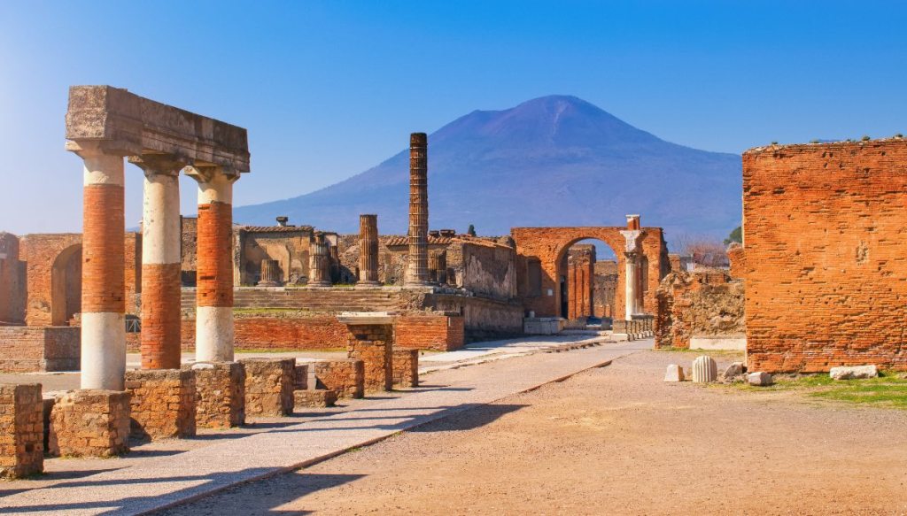 Rediscovery of Life in Pompeii: Beyond the&nbsp;Ashes